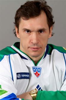 slava kozlov in Salavat colors